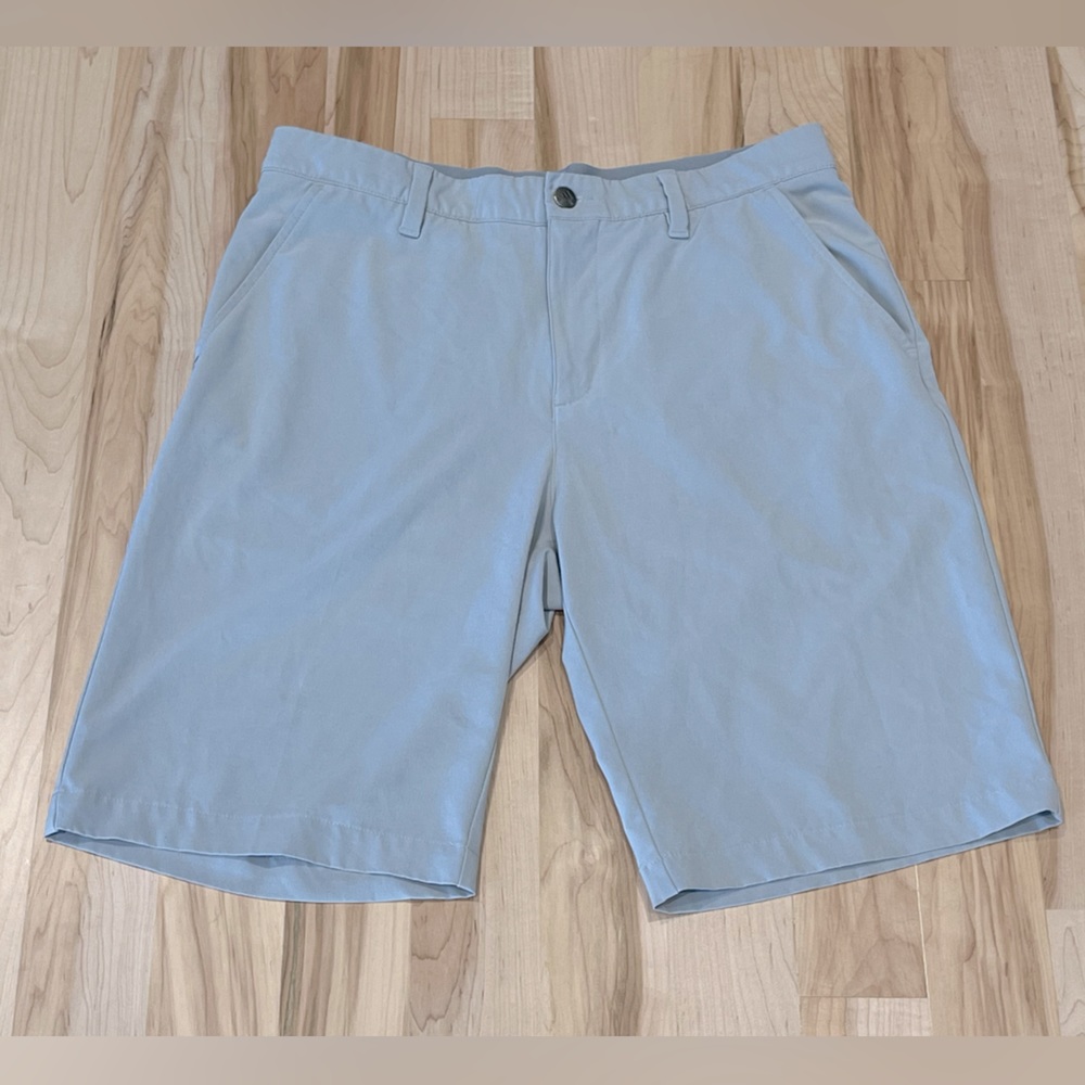 Adidas Men’s Size 32 Gray Athletic Golf Shorts - 10” Inseam
